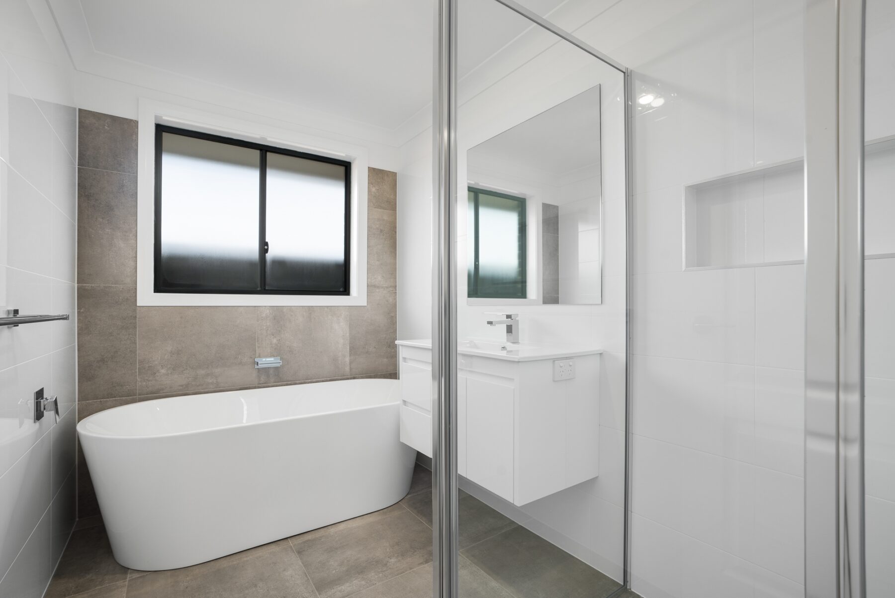 Rental: Orange, NSW, 2800 photo-9