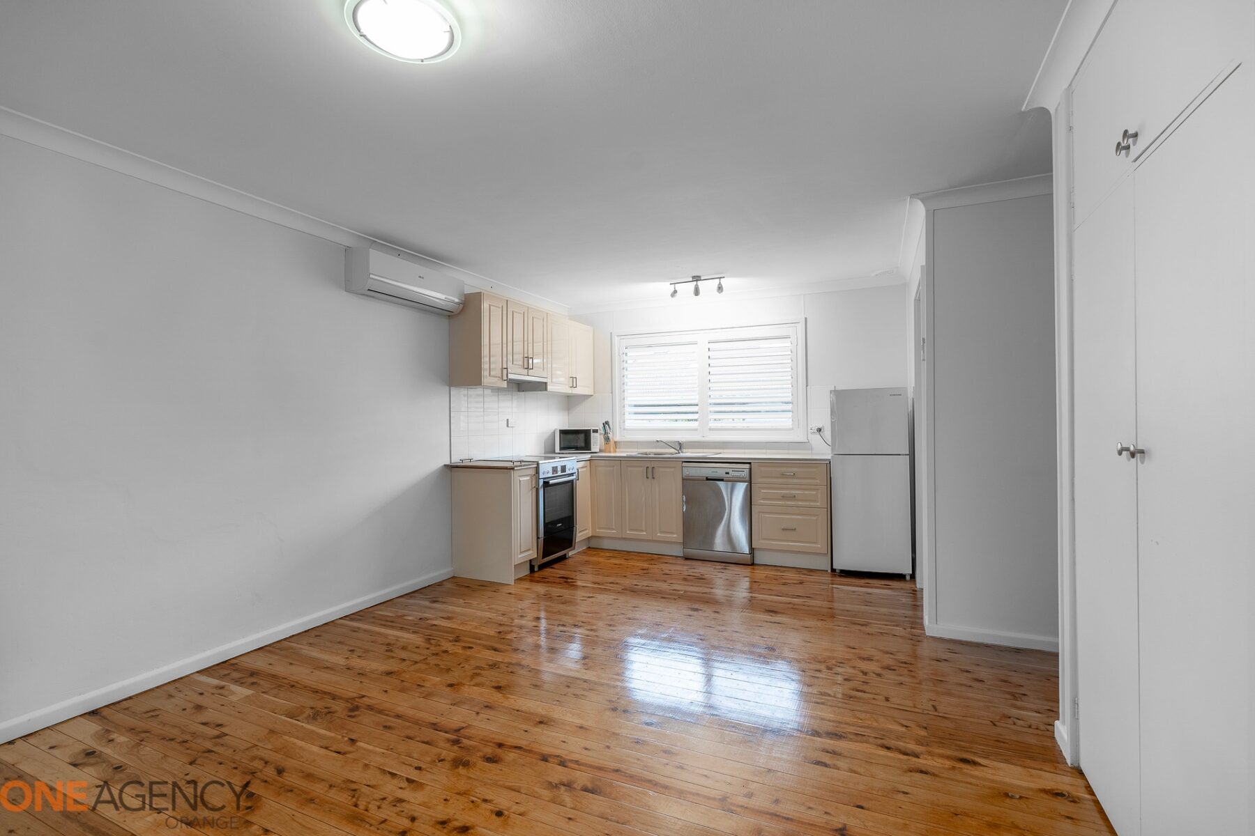 Rental: ORANGE, NSW, 2800 photo-3