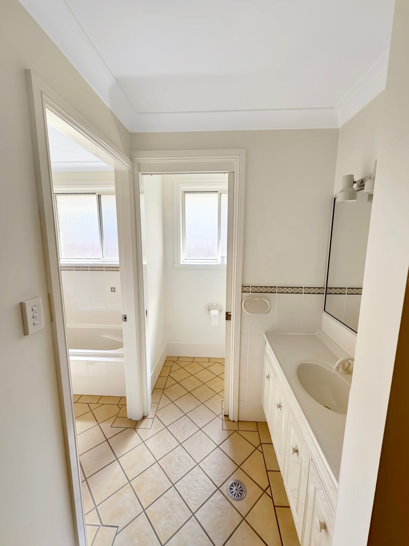 Rental: Orange, NSW, 2800 photo-9