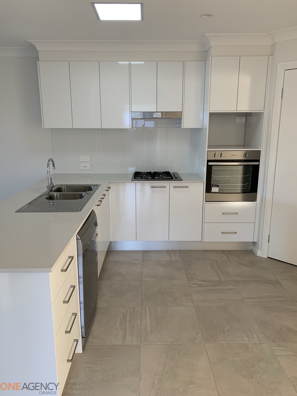 Rental: ORANGE, NSW, 2800 photo-1