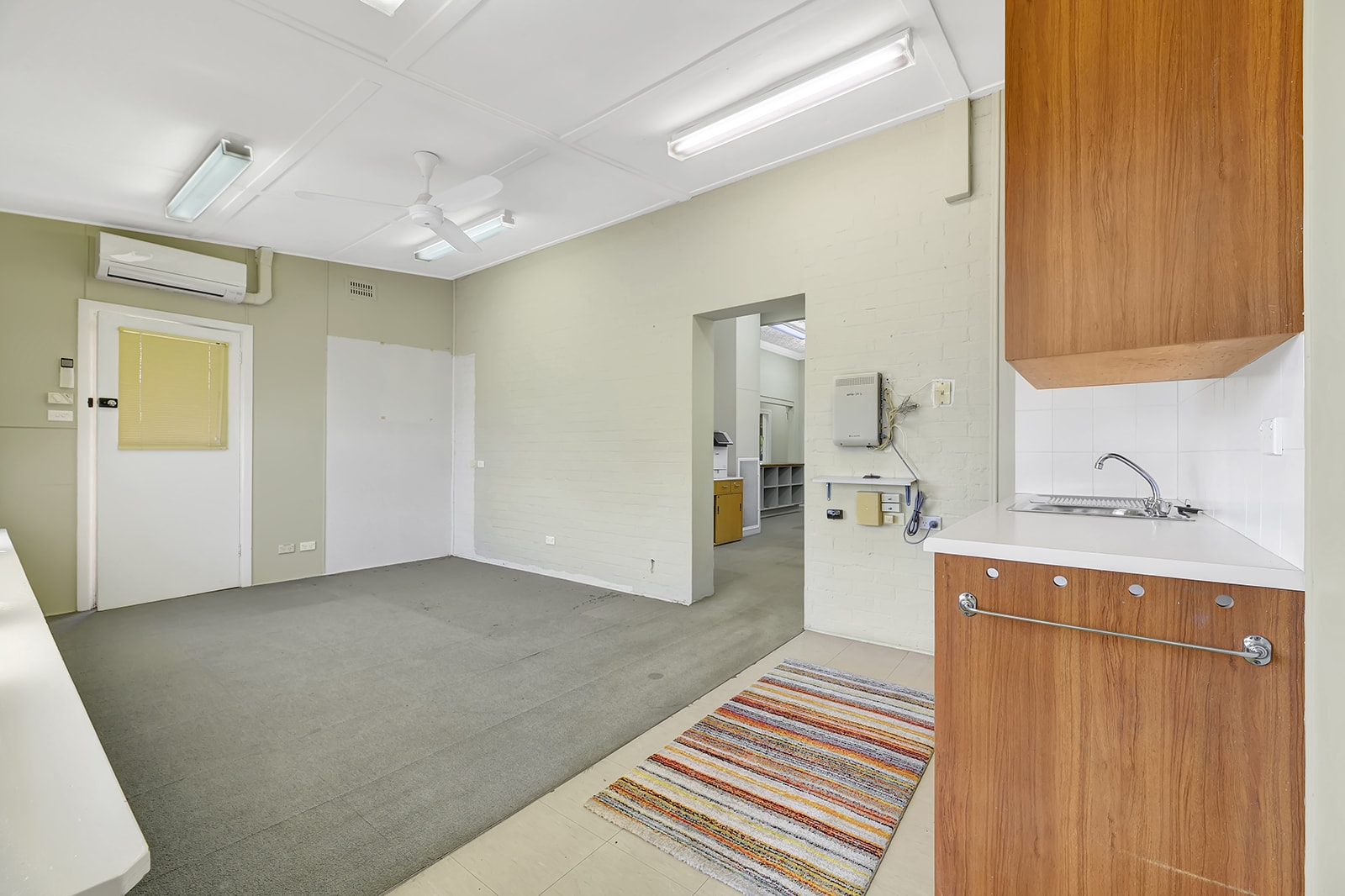 Rental: Orange, NSW, 2800 photo-11