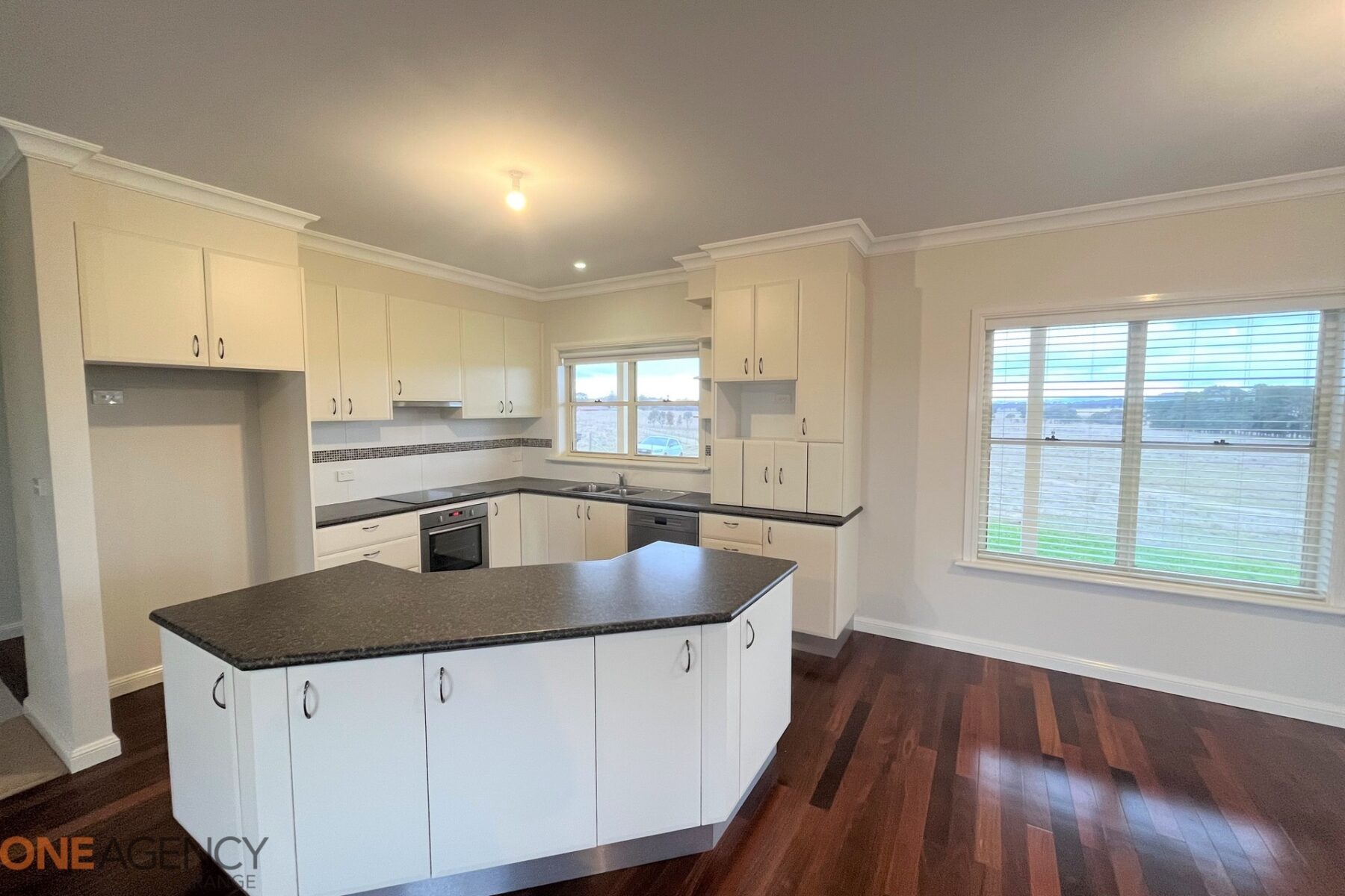 Rental: ORANGE, NSW, 2800 photo-1