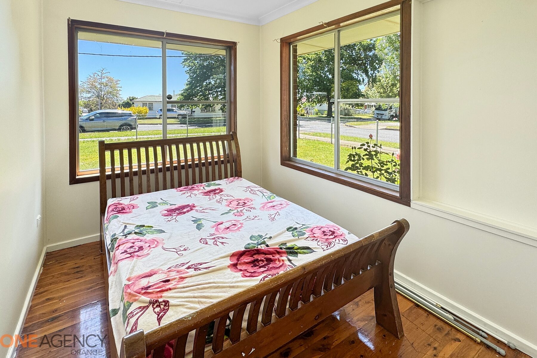 Property: 8 Glenroi Avenue, ORANGE, NSW, 2800 photo-6