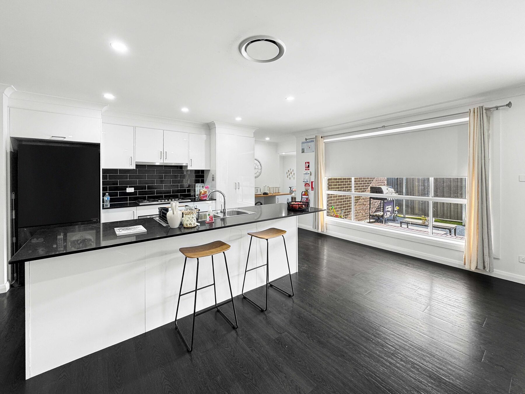 Property: 6 Lily Pilly Place, ORANGE, NSW, 2800 photo-2