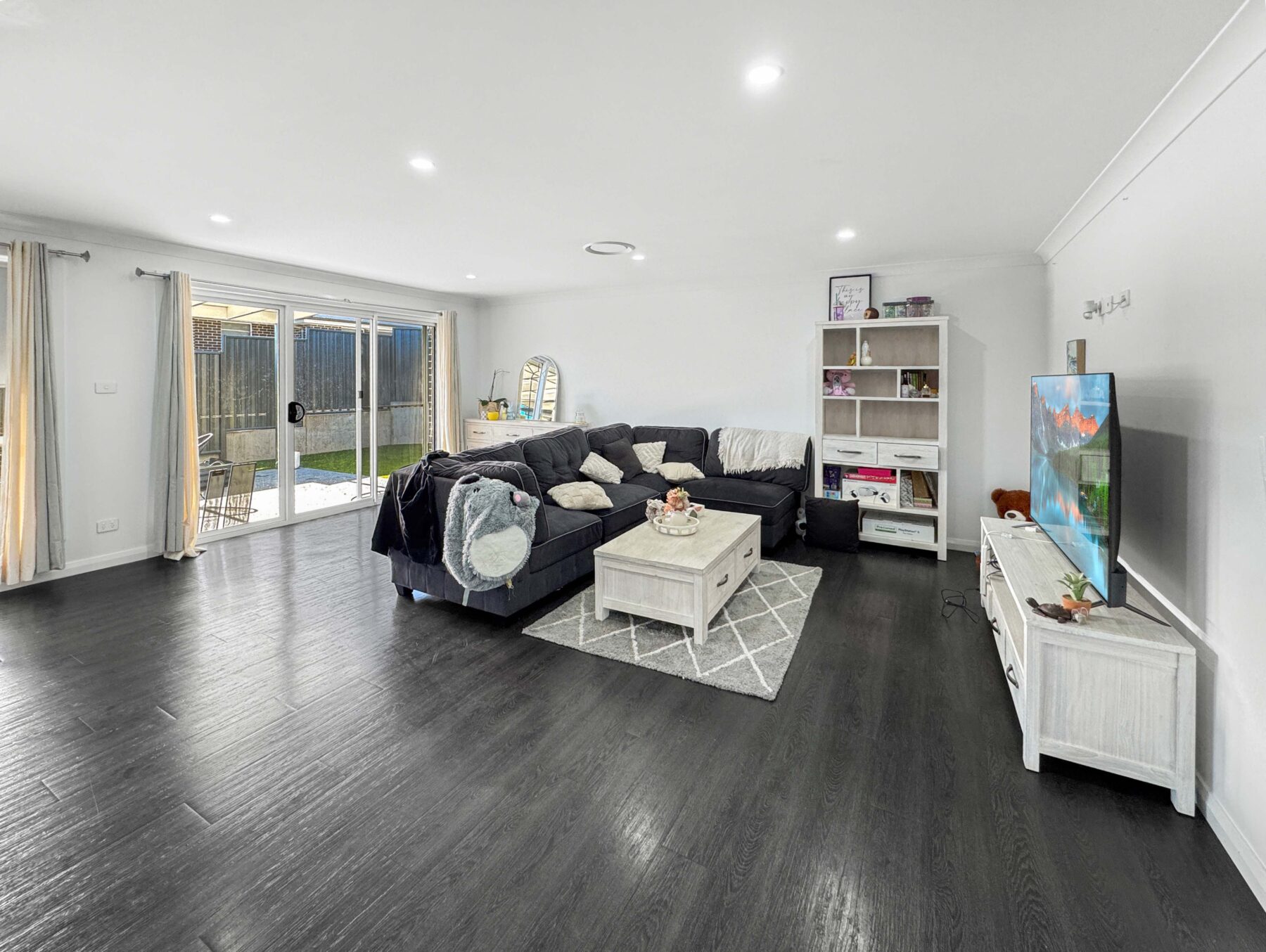Property: 6 Lily Pilly Place, ORANGE, NSW, 2800 photo-3