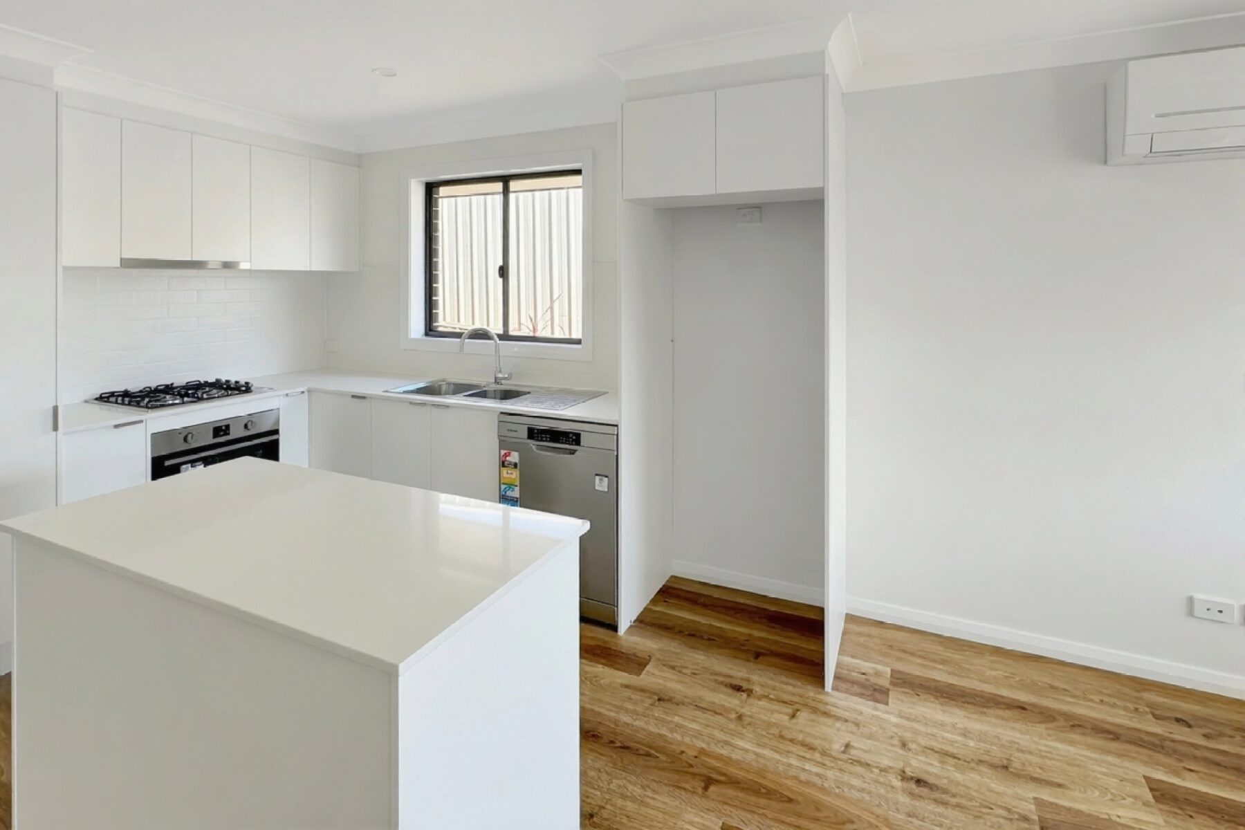 Rental: ORANGE, NSW, 2800 photo-1
