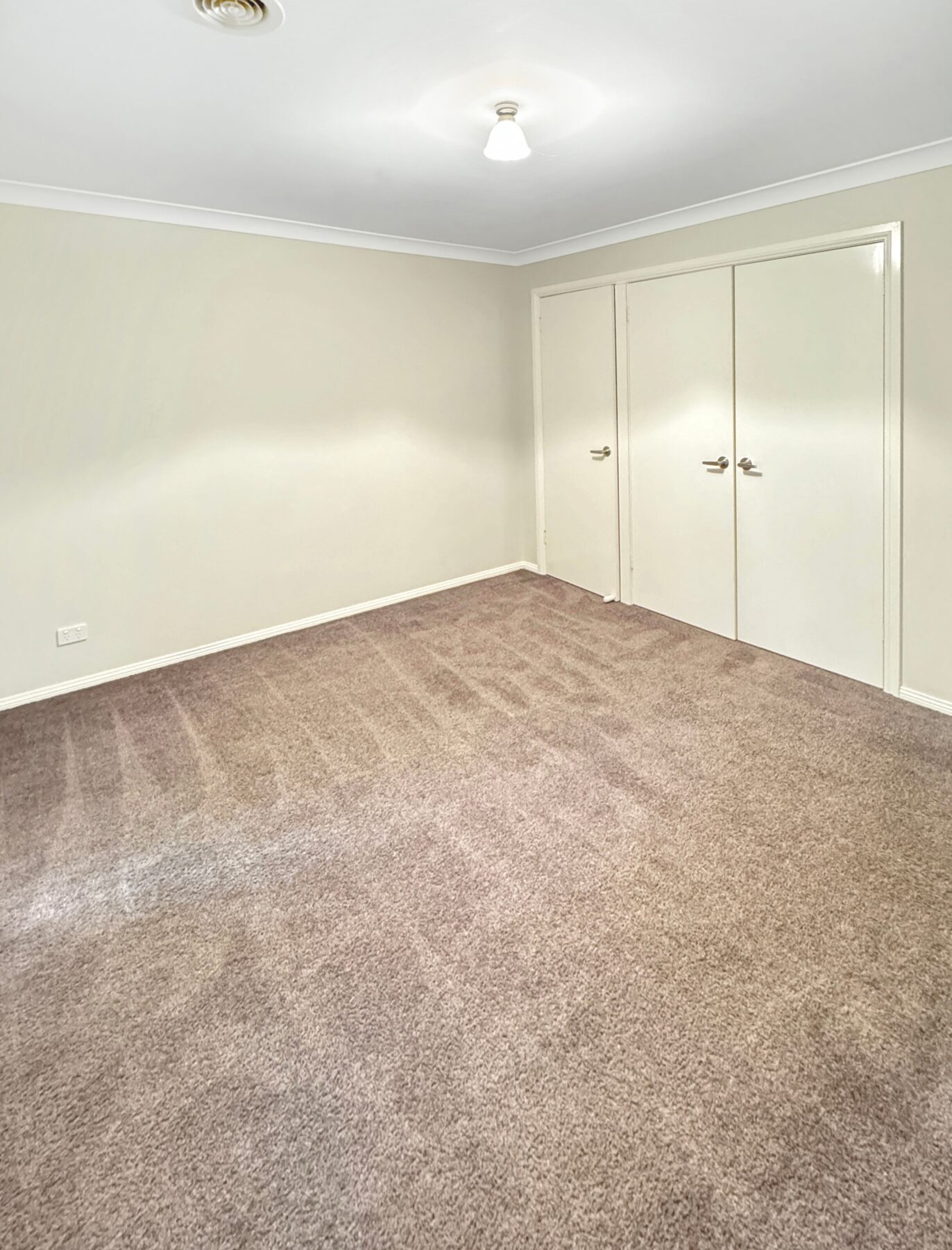 Property: 11 Hughes St, Orange, NSW, 2800 photo-9