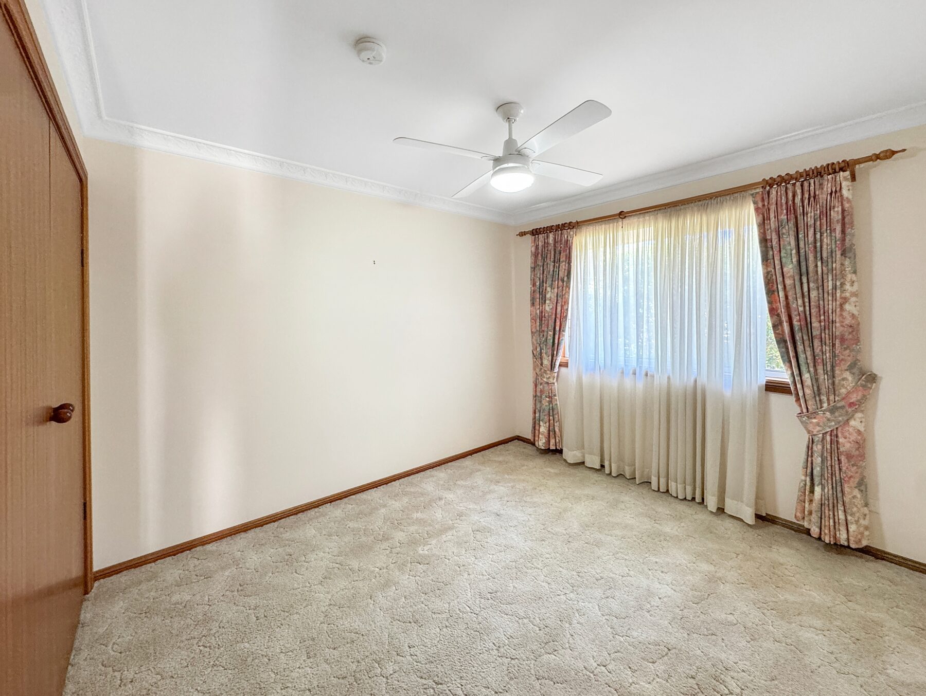 Rental: Orange, NSW, 2800 photo-9