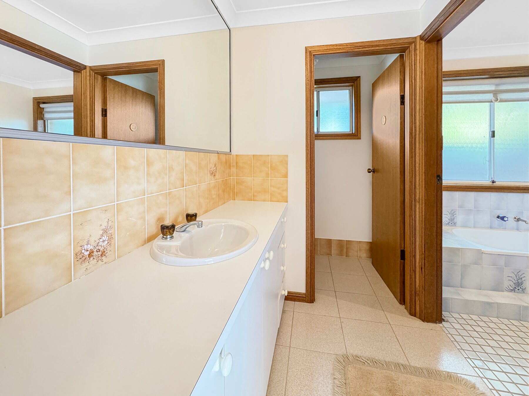 Rental: Orange, NSW, 2800 photo-11
