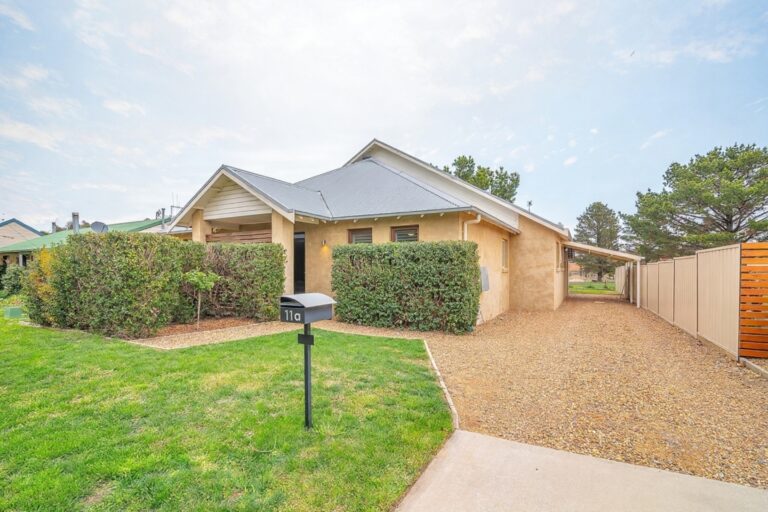 11A Unwin Street, MILLTHORPE, NSW, 2798