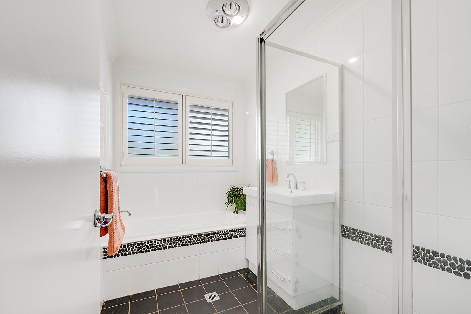 Rental: Orange, NSW, 2800 photo-15
