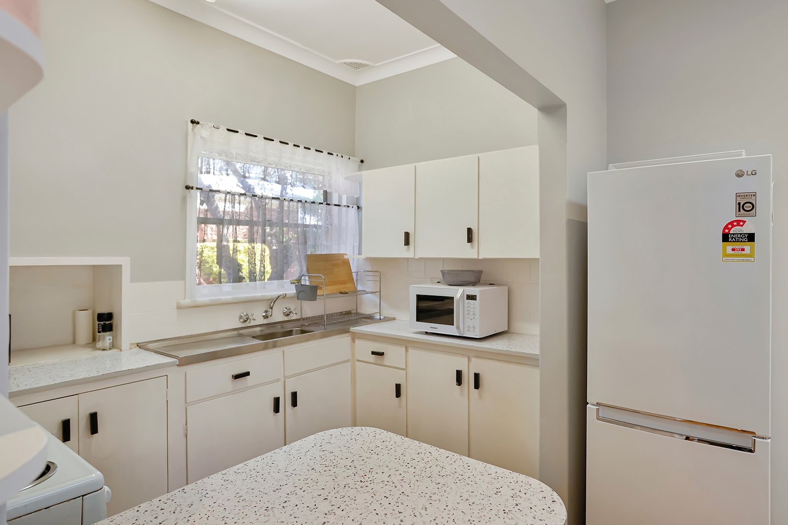 Property: 10 Caroline Street, ORANGE, NSW, 2800 photo-6