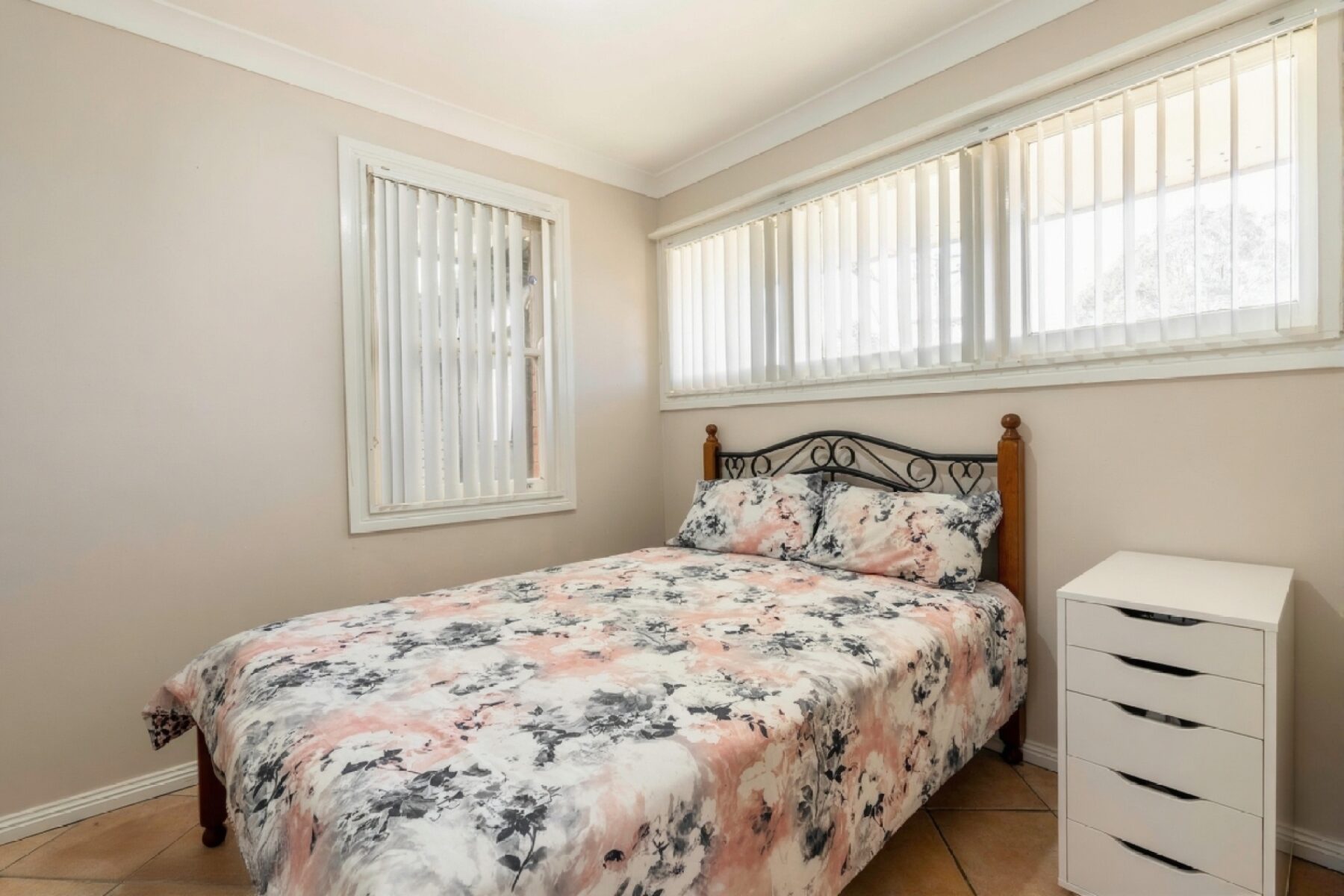 Property: 42 Lawson Crescent, ORANGE, NSW, 2800 photo-11