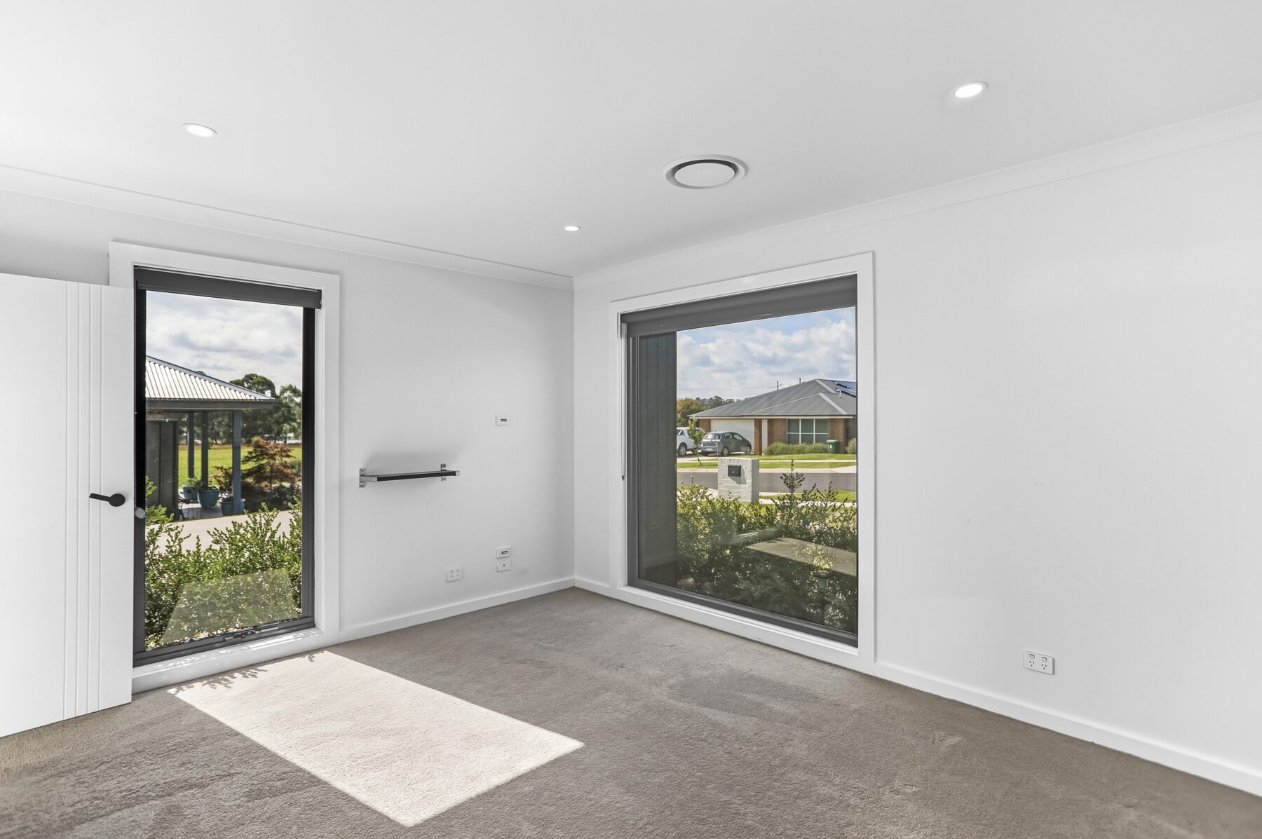Rental: Orange, NSW, 2800 photo-11