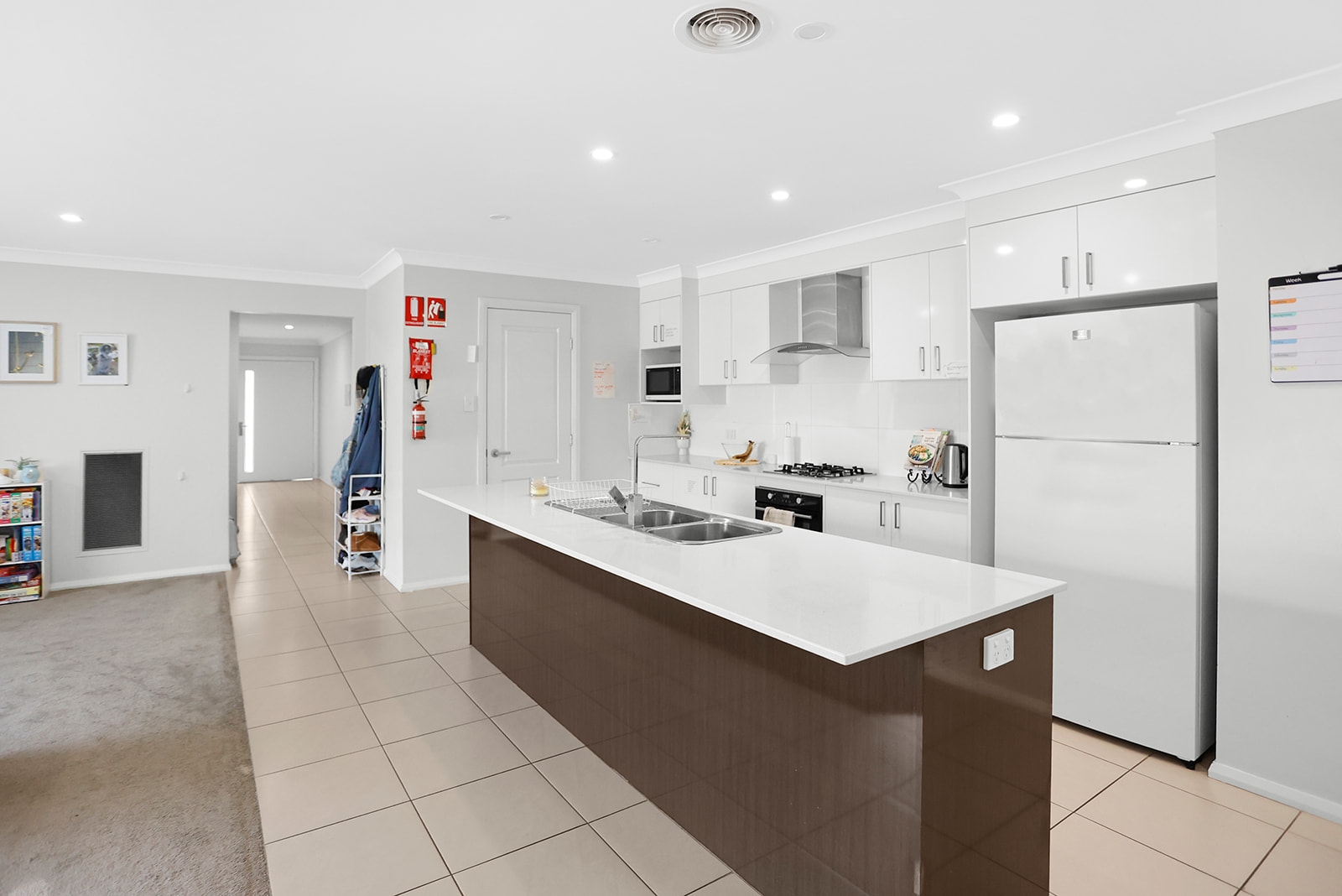 Property: 69 Glasson Drive, ORANGE, NSW, 2800 photo-2