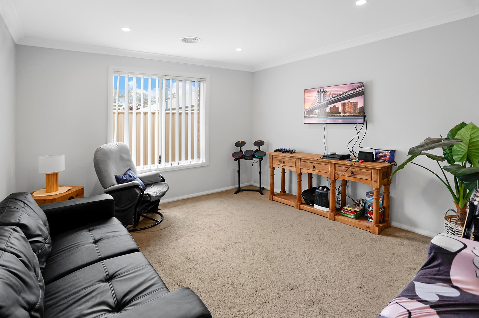 Property: 69 Glasson Drive, ORANGE, NSW, 2800 photo-6