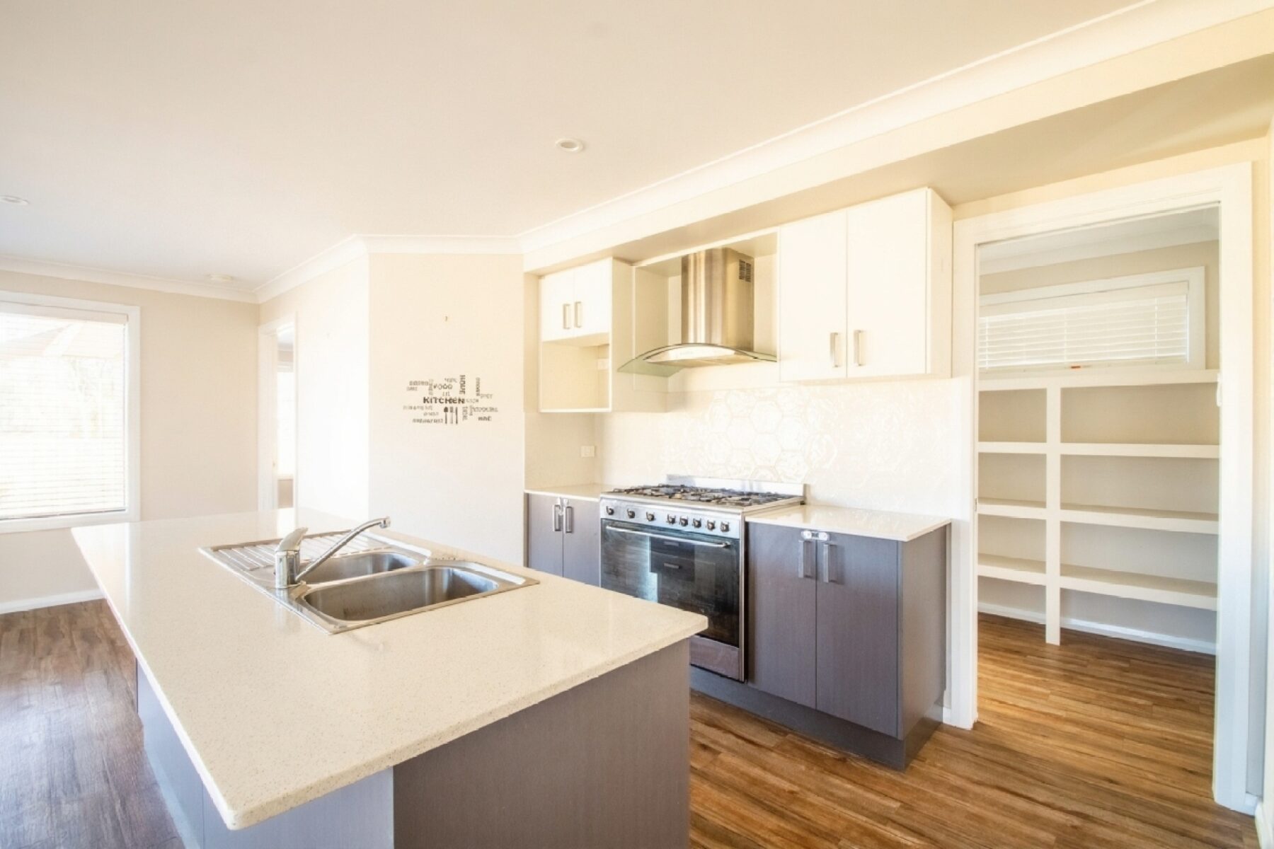 Rental: ORANGE, NSW, 2800 photo-2