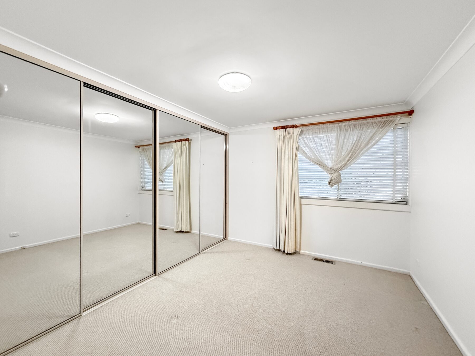 Rental: Orange, NSW, 2800 photo-6