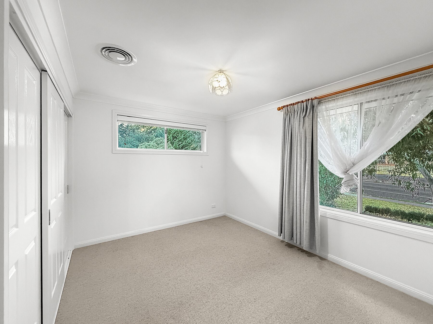 Rental: Orange, NSW, 2800 photo-8