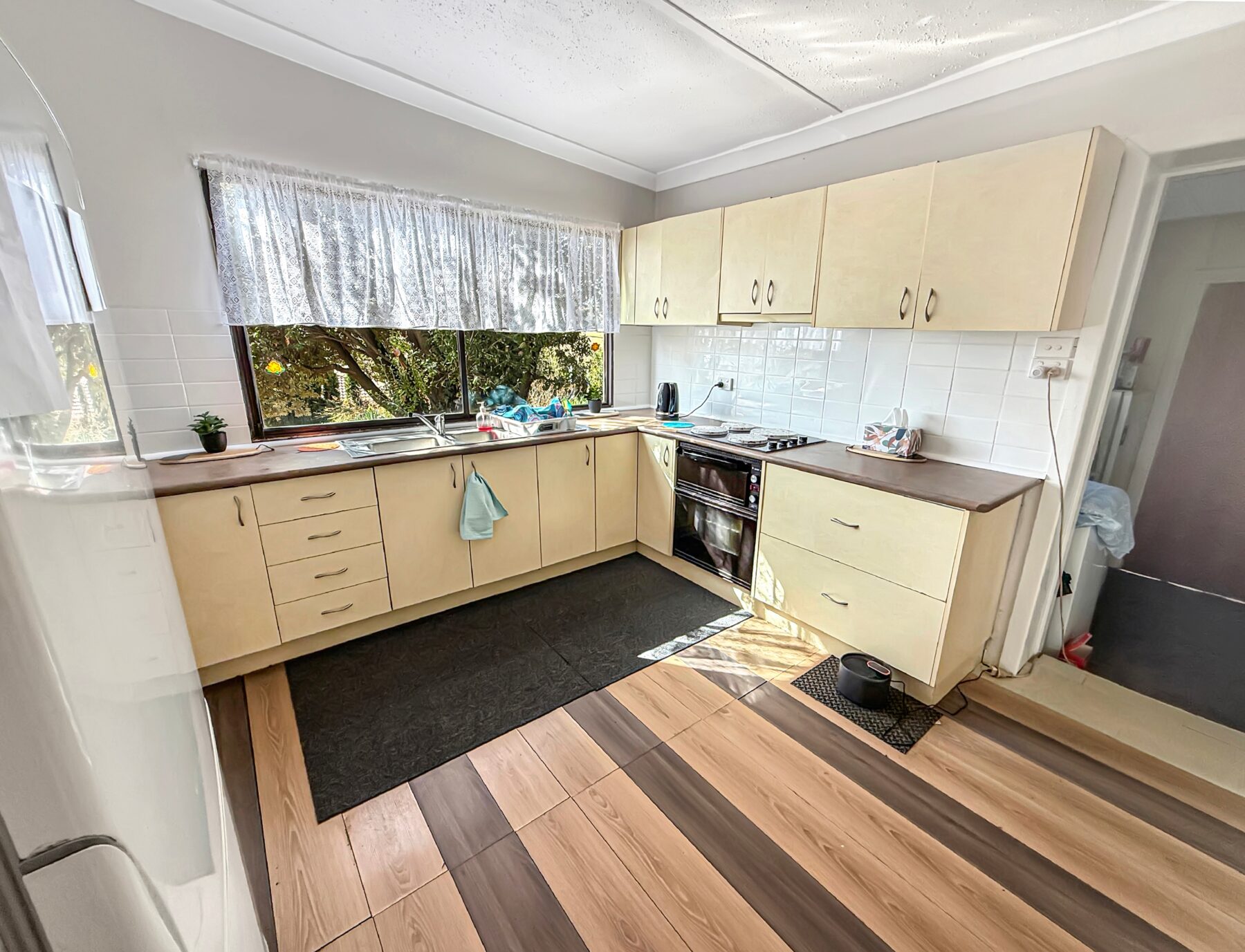 Property: 11 Phoenix Mine Road, Lucknow, NSW, 2800 photo-2