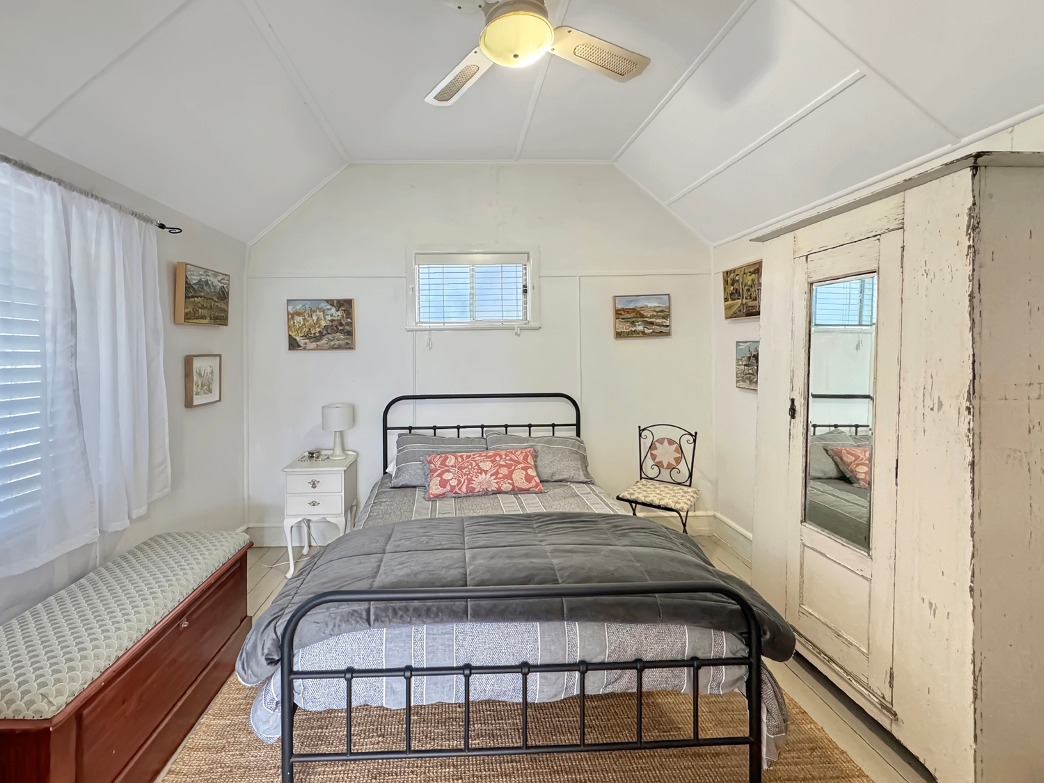 Rental: 7 Stabback Street, MILLTHORPE, NSW, 2798 photo-9