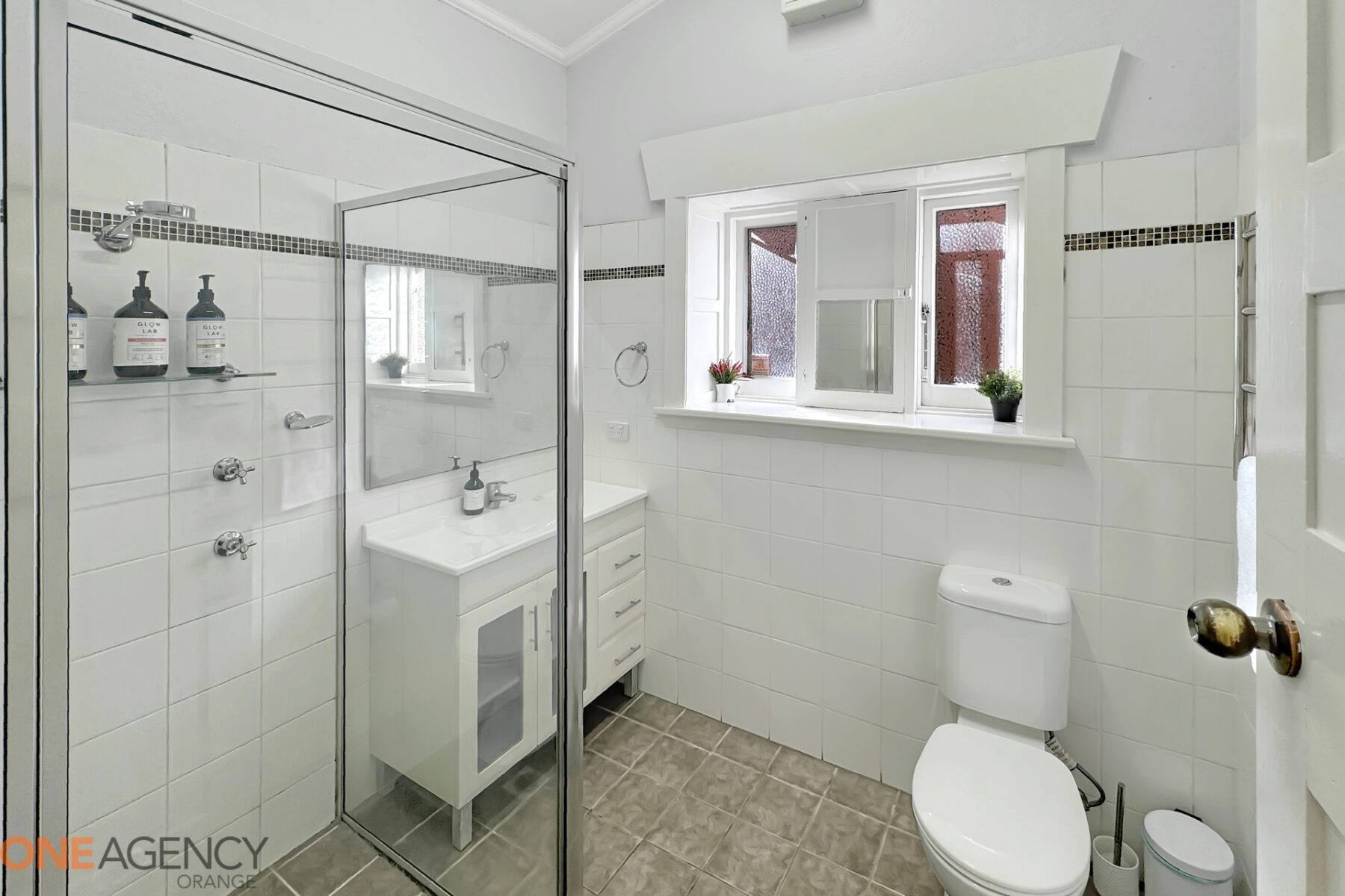 Rental: 1/339 Summer Street, ORANGE, NSW, 2800 photo-2