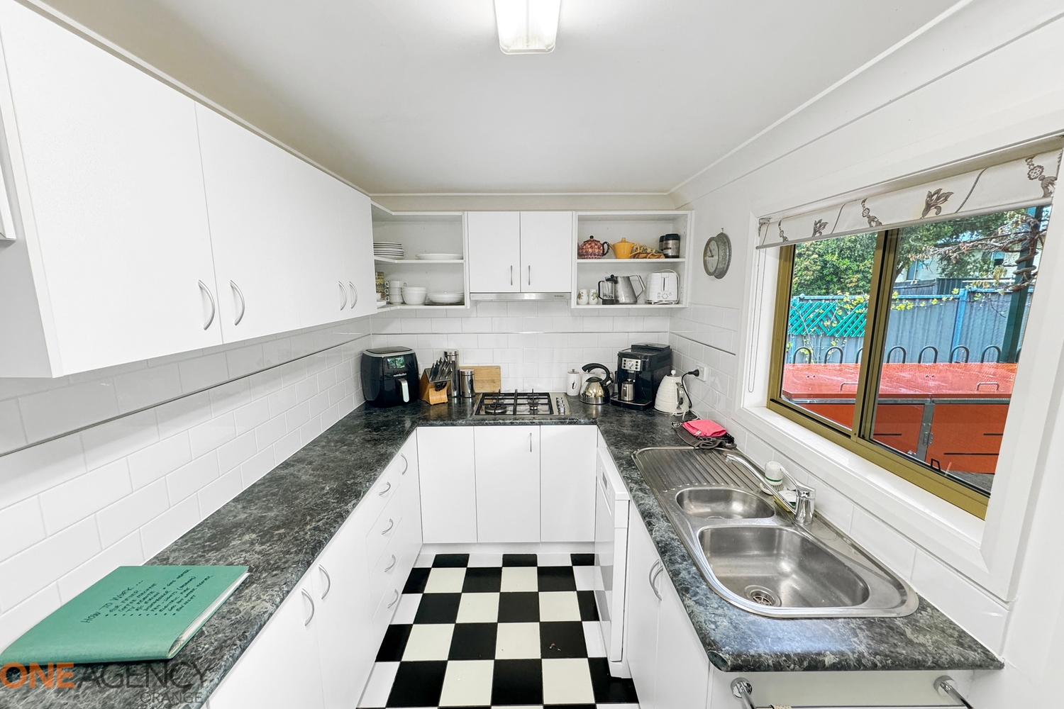 Rental: ORANGE, NSW, 2800 photo-1